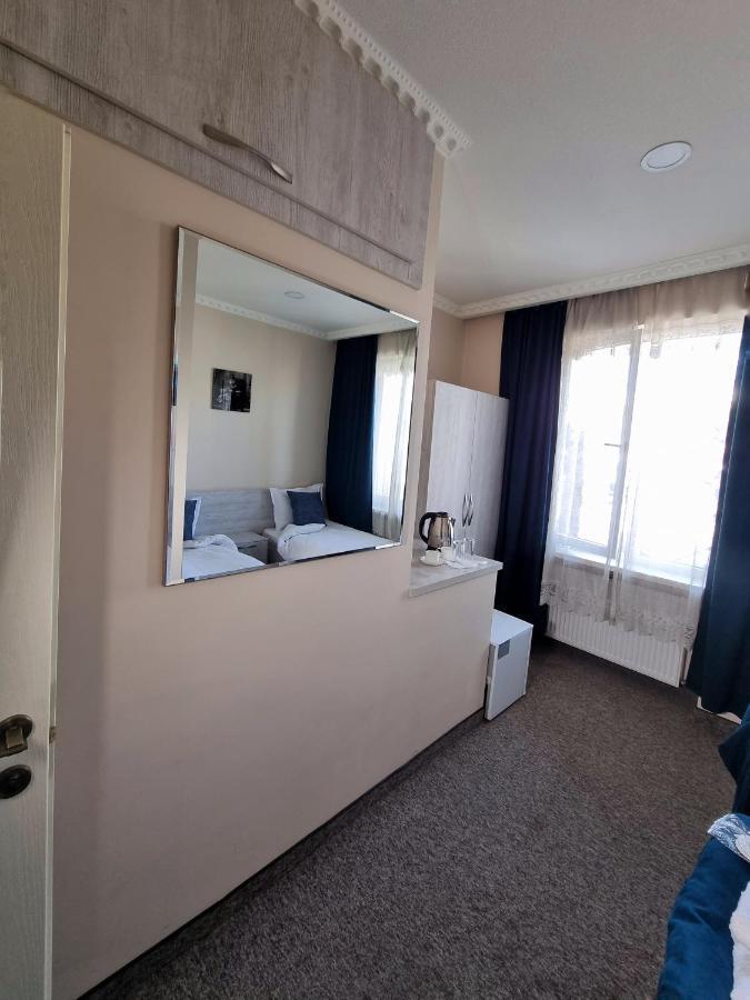 Rail Hotel Тбілісі Екстер'єр фото
