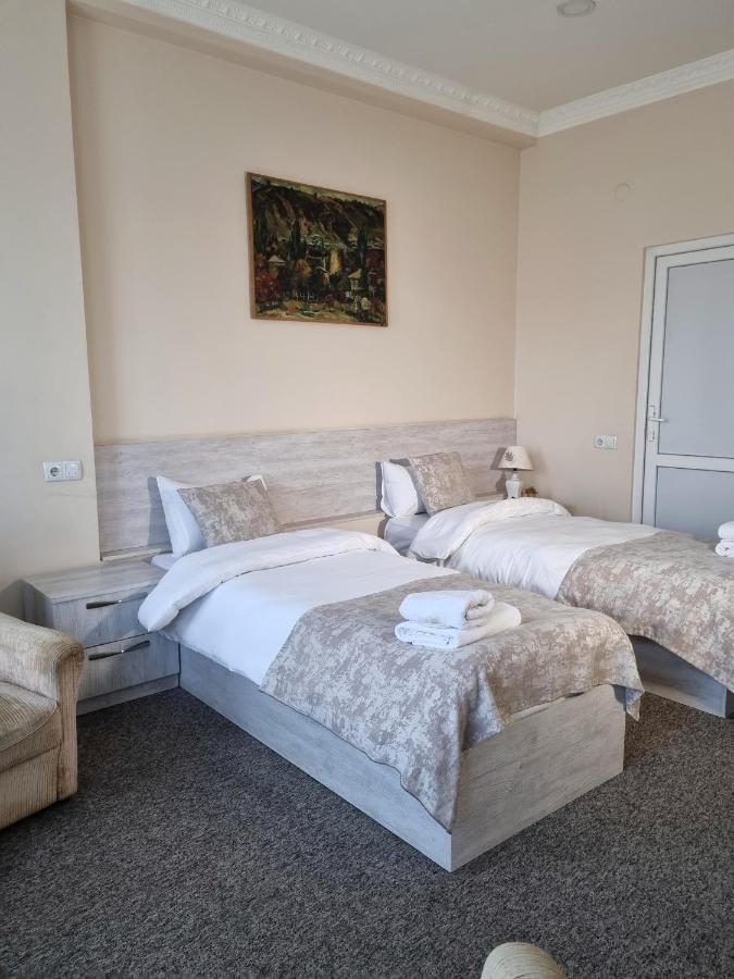 Rail Hotel Тбілісі Екстер'єр фото