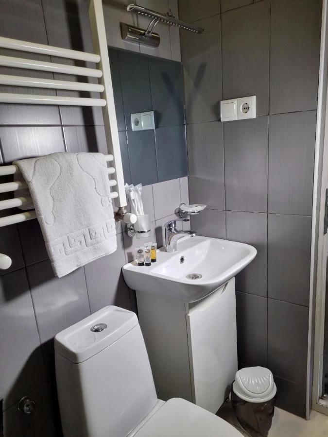 Rail Hotel Тбілісі Екстер'єр фото