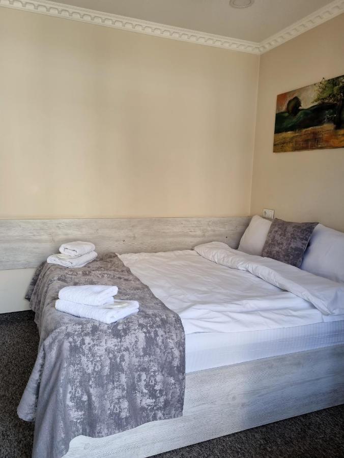 Rail Hotel Тбілісі Екстер'єр фото