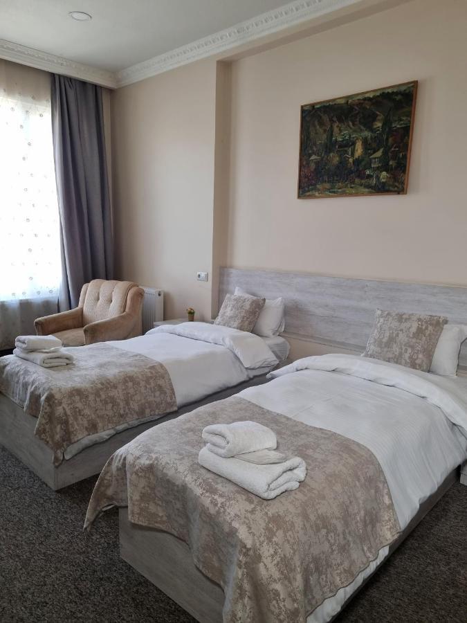 Rail Hotel Тбілісі Екстер'єр фото