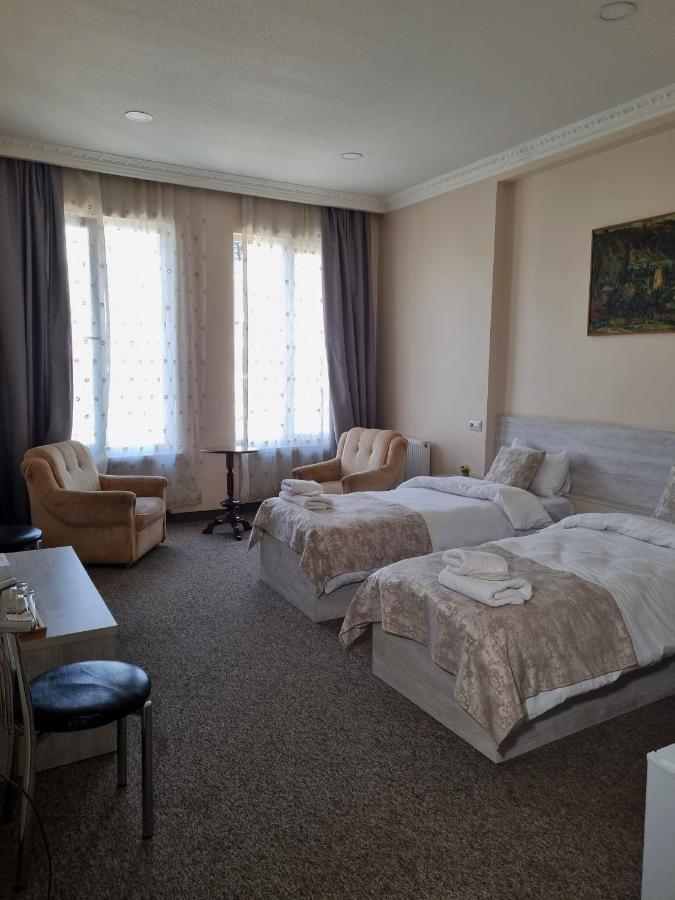 Rail Hotel Тбілісі Екстер'єр фото
